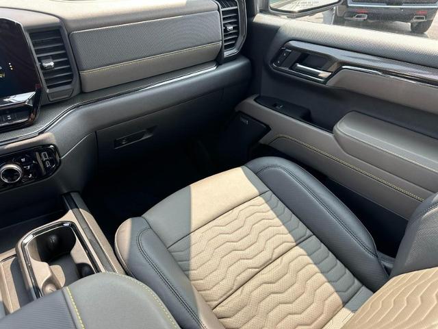 2024 Chevrolet Silverado 1500 Vehicle Photo in COLUMBIA, MO 65203-3903