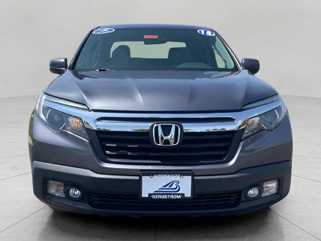 2018 Honda Ridgeline Vehicle Photo in Oshkosh, WI 54904