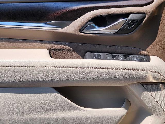 2023 GMC Yukon Vehicle Photo in DENTON, TX 76210-9321