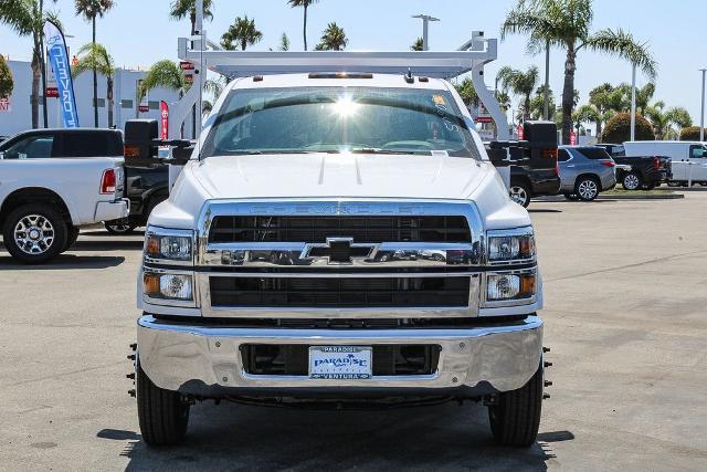 2023 Chevrolet Silverado Chassis Cab Vehicle Photo in VENTURA, CA 93003-8585