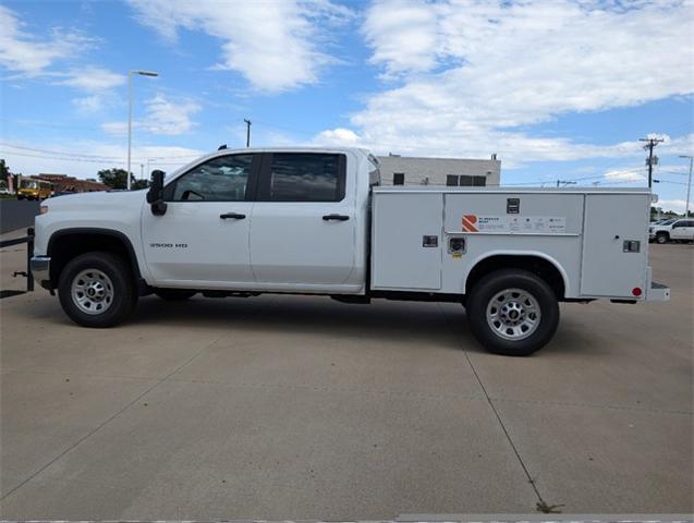 2024 Chevrolet Silverado 3500 HD Vehicle Photo in ENGLEWOOD, CO 80113-6708