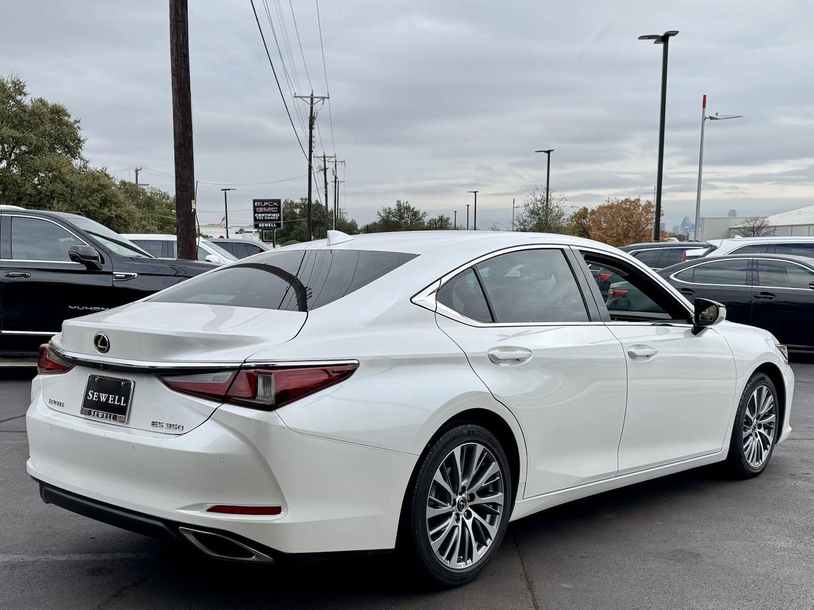 2019 Lexus ES 350 Vehicle Photo in DALLAS, TX 75209-3016