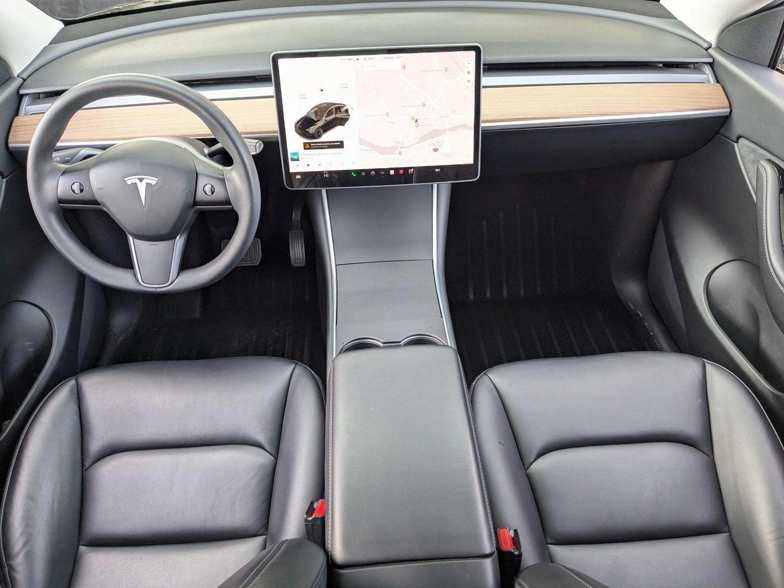 2021 Tesla Model Y Vehicle Photo in VALENCIA, CA 91355-1705