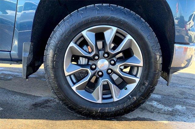 2024 Chevrolet Silverado 1500 Vehicle Photo in KANSAS CITY, MO 64114-4502