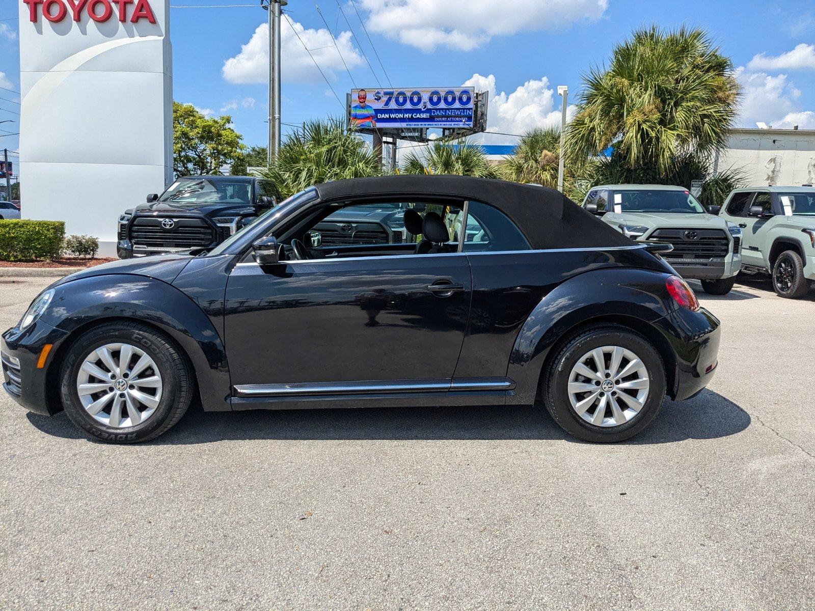 2018 Volkswagen Beetle Convertible Vehicle Photo in Orlando, FL 32811