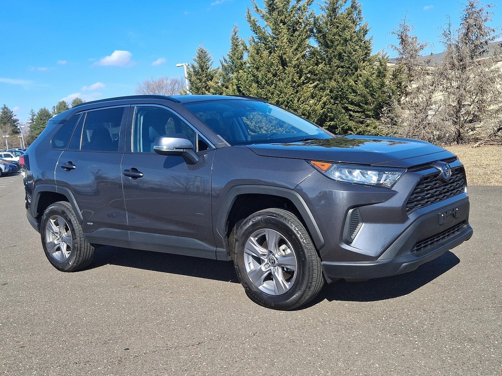 2022 Toyota RAV4 Vehicle Photo in Trevose, PA 19053