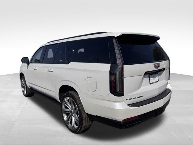 2025 Cadillac Escalade ESV Vehicle Photo in DELRAY BEACH, FL 33483-3294
