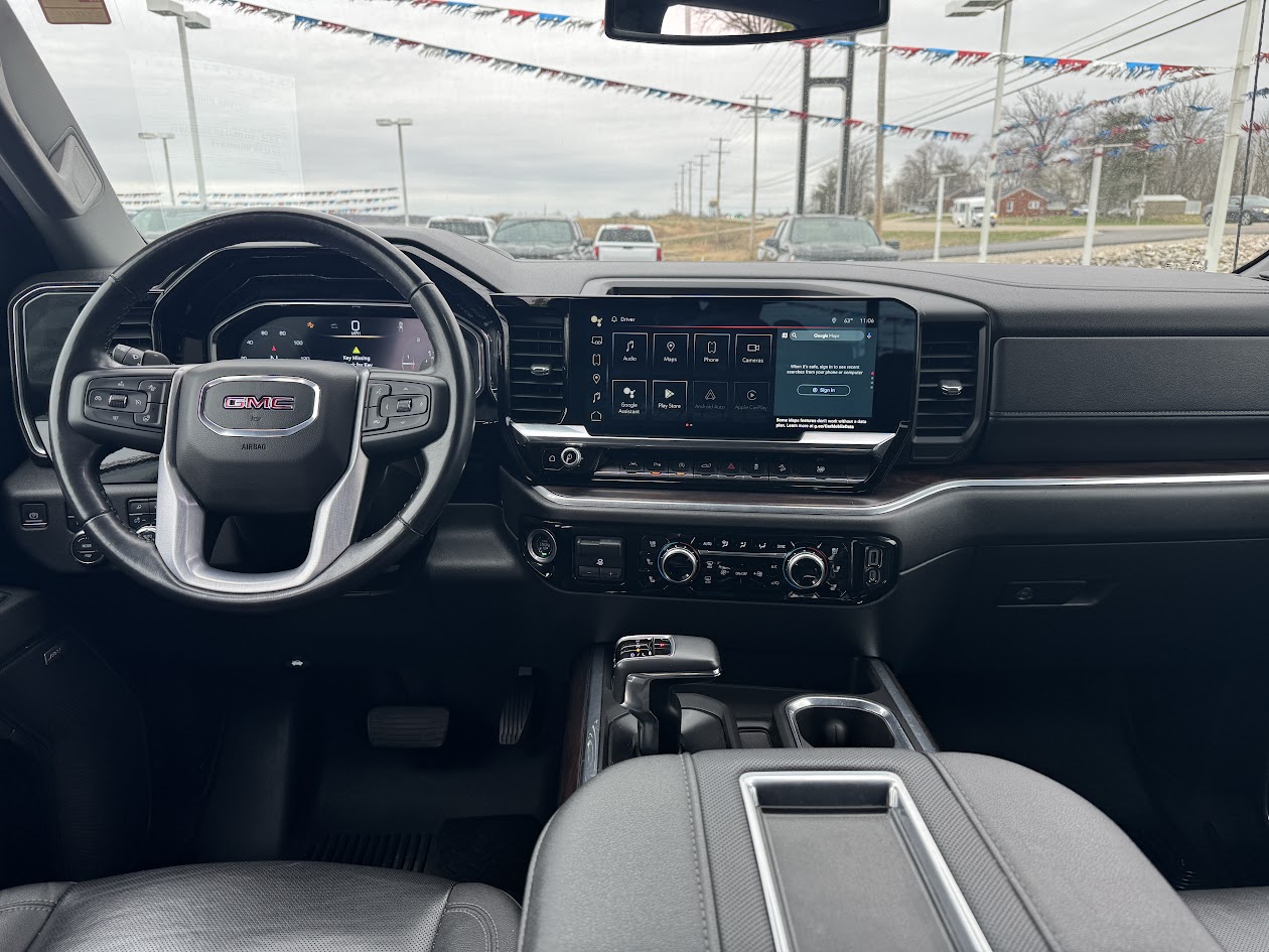 2022 GMC Sierra 1500 Vehicle Photo in BOONVILLE, IN 47601-9633