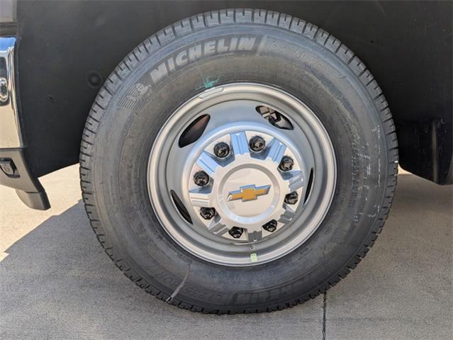 2025 Chevrolet Silverado 3500 HD CC Vehicle Photo in ENGLEWOOD, CO 80113-6708