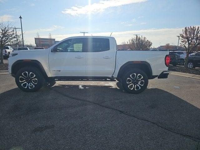 2025 GMC Canyon Vehicle Photo in Fishers, IN 46038