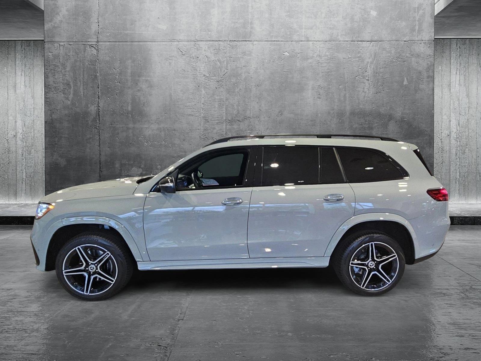 2025 Mercedes-Benz GLS Vehicle Photo in Coconut Creek, FL 33073