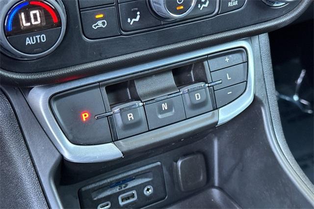 2023 GMC Terrain Vehicle Photo in ELK GROVE, CA 95757-8703