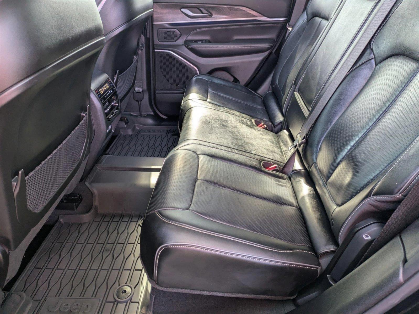 2023 Jeep Grand Cherokee Vehicle Photo in GREENACRES, FL 33463-3207