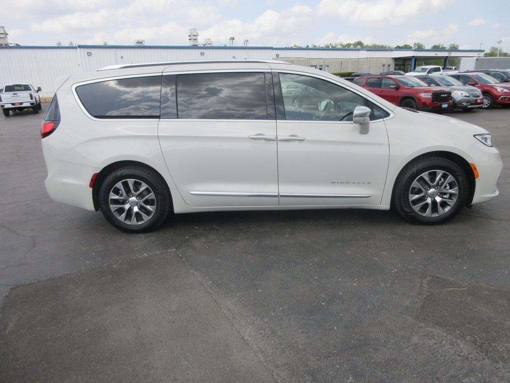 Used 2021 Chrysler Pacifica Hybrid Pinnacle Hybrid with VIN 2C4RC1N72MR513790 for sale in Collinsville, IL
