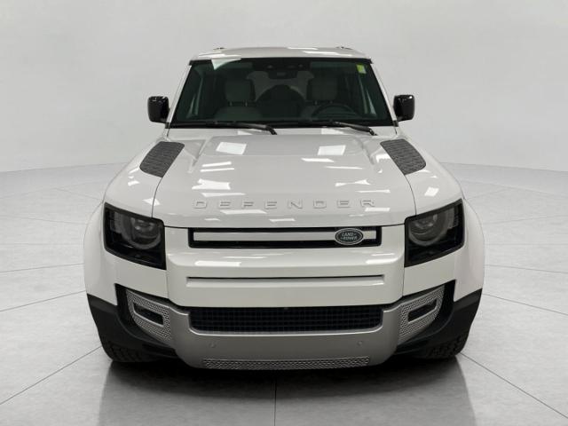 2024 Defender Vehicle Photo in Appleton, WI 54913