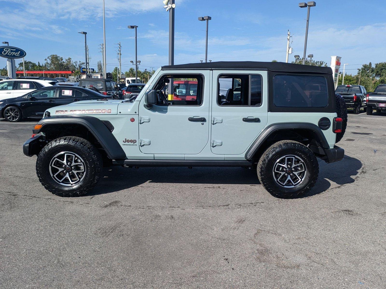2024 Jeep Wrangler Vehicle Photo in Bradenton, FL 34207