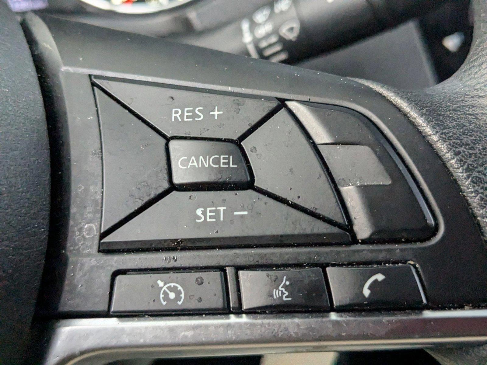 2019 Nissan Rogue Sport Vehicle Photo in Miami, FL 33135