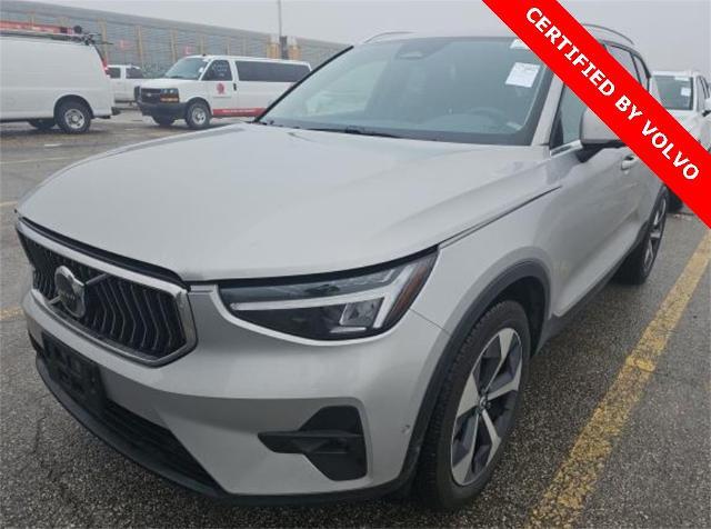 2025 Volvo XC40 Vehicle Photo in Houston, TX 77007