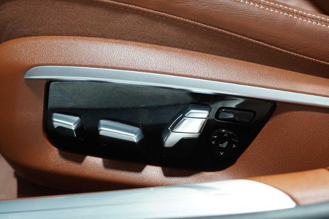 2022 BMW 750i xDrive Vehicle Photo in GRAPEVINE, TX 76051