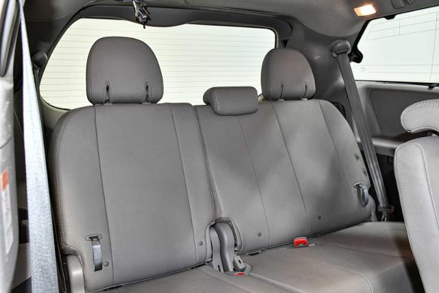 2016 Toyota Sienna Vehicle Photo in DALLAS, TX 75235