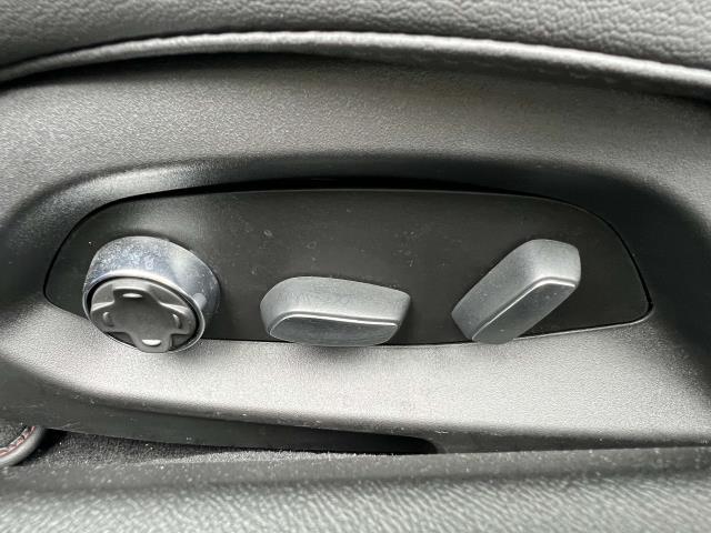 2020 Chevrolet Corvette Vehicle Photo in Roslyn, NY 11576