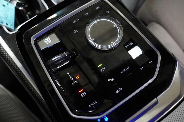 2024 BMW 750e xDrive Vehicle Photo in GRAPEVINE, TX 76051