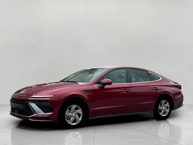 2025 Hyundai SONATA Vehicle Photo in Green Bay, WI 54304