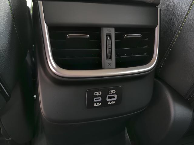 2025 Subaru Outback Vehicle Photo in Green Bay, WI 54304