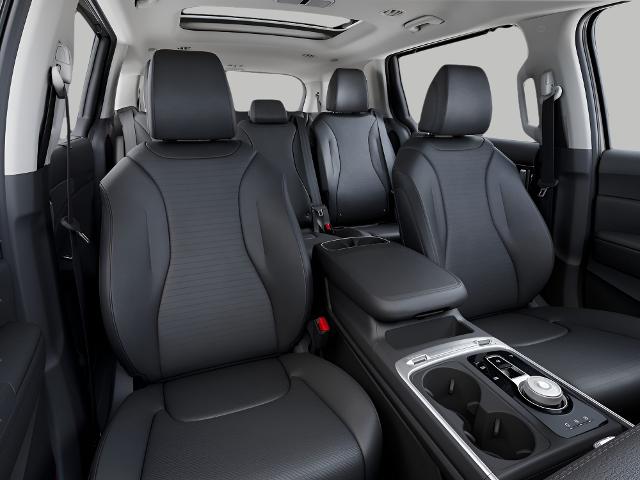 2025 Kia Carnival Hybrid Vehicle Photo in Appleton, WI 54914