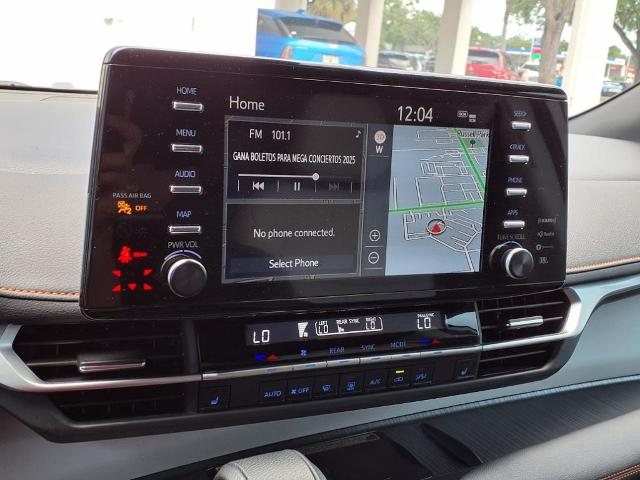 2024 Toyota Sienna Vehicle Photo in Tampa, FL 33612