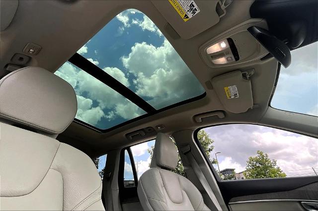 2023 Volvo XC90 Vehicle Photo in Houston, TX 77007