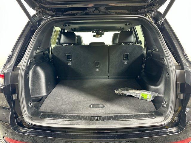 2023 Jeep Grand Cherokee Vehicle Photo in Doylsetown, PA 18901