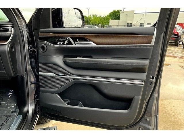 2023 Jeep Grand Wagoneer Vehicle Photo in Grapevine, TX 76051