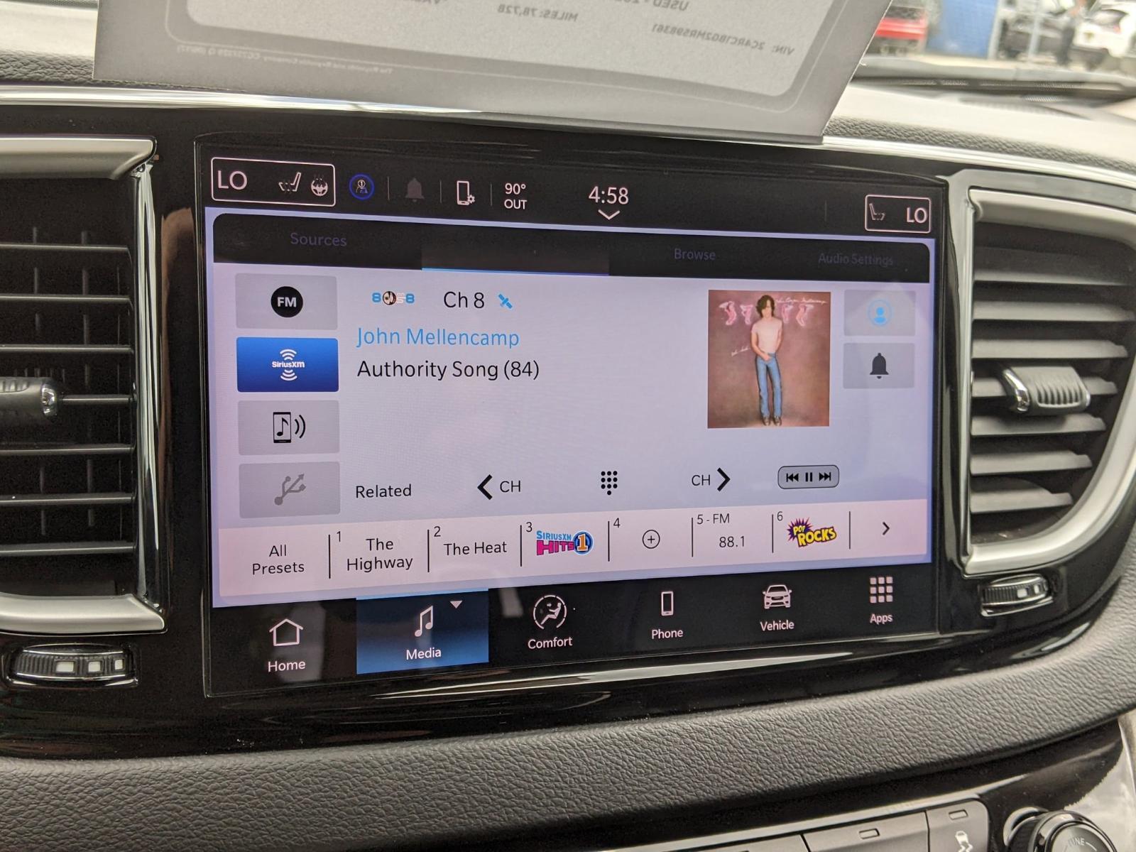 2021 Chrysler Pacifica Vehicle Photo in Seguin, TX 78155