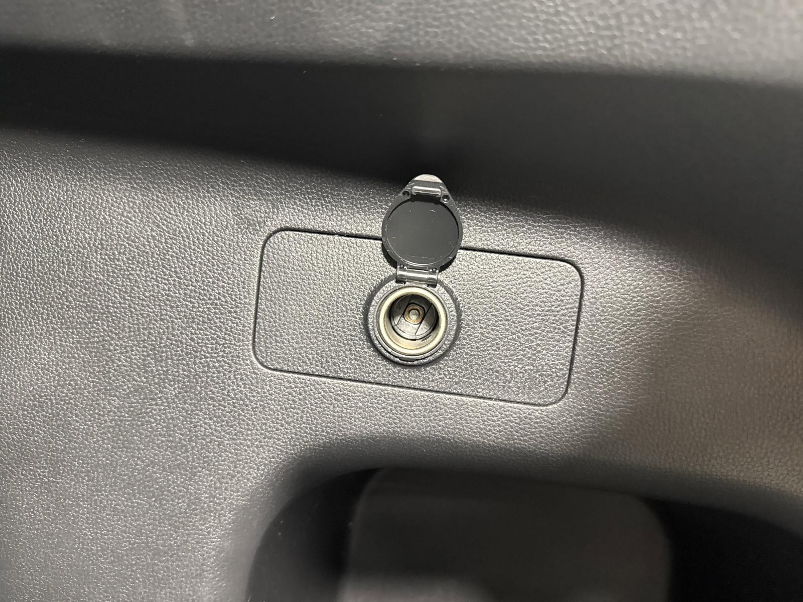 2019 Toyota RAV4 Vehicle Photo in GEORGETOWN, TX 78626-7508