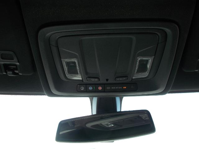 2021 GMC Sierra 1500 Vehicle Photo in LOWELL, MA 01852-4336