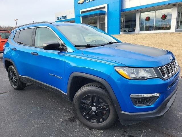 Used 2020 Jeep Compass Sport with VIN 3C4NJDAB5LT100919 for sale in Camden, TN