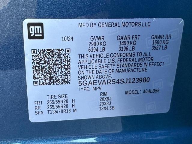 2025 Buick Enclave Vehicle Photo in COLUMBIA, MO 65203-3903