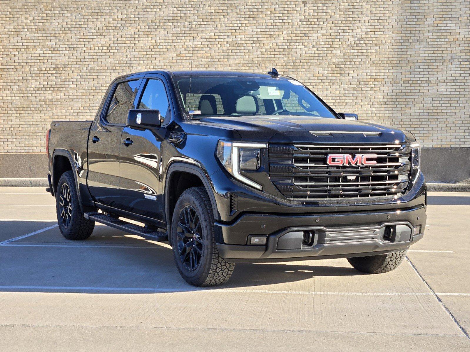 2025 GMC Sierra 1500 Vehicle Photo in DALLAS, TX 75209-3016