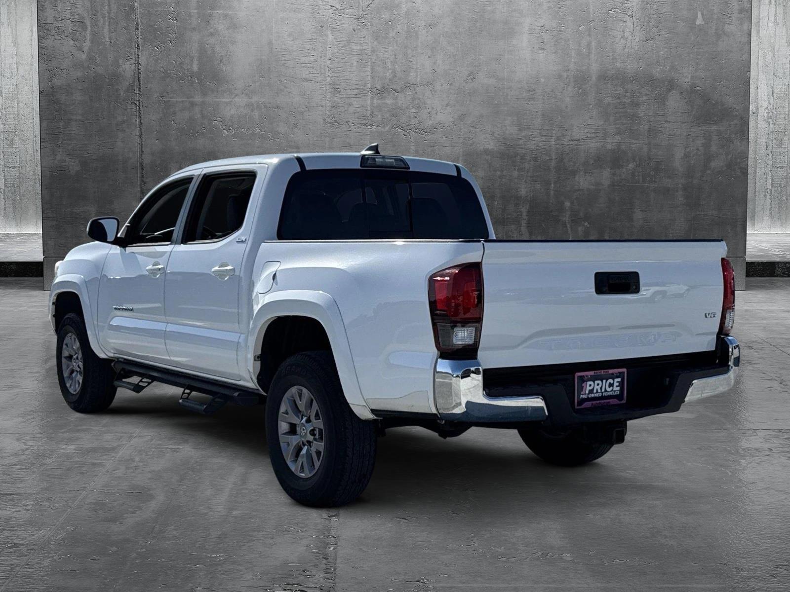 2019 Toyota Tacoma 2WD Vehicle Photo in Ft. Myers, FL 33907