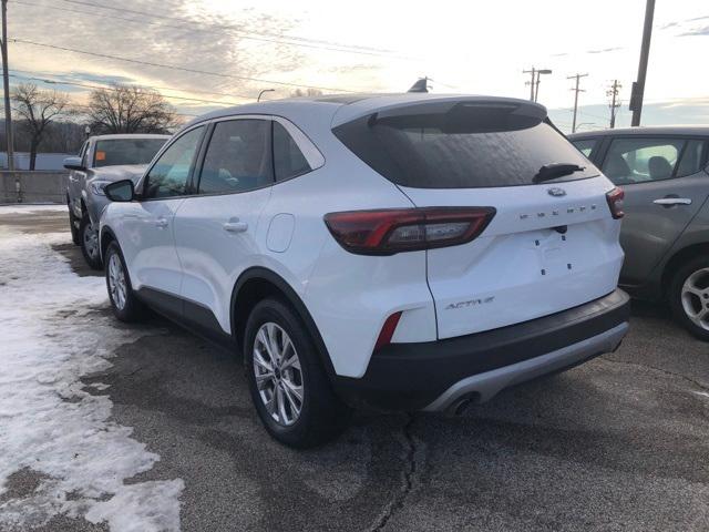 2024 Ford Escape Vehicle Photo in Akron, OH 44312