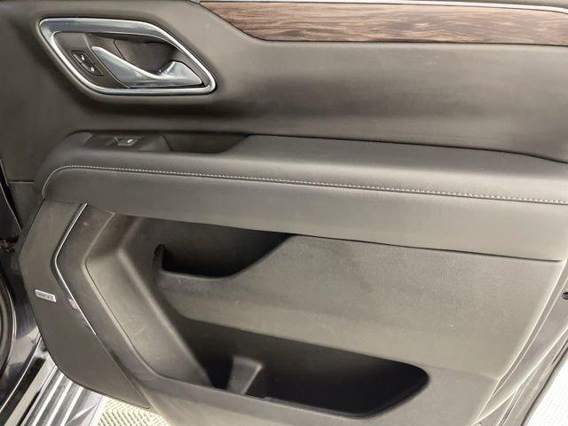 2023 Chevrolet Suburban Vehicle Photo in PHOENIX, AZ 85014-3381