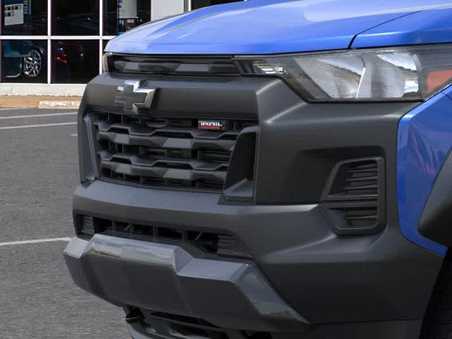 2025 Chevrolet Colorado Vehicle Photo in MOON TOWNSHIP, PA 15108-2571