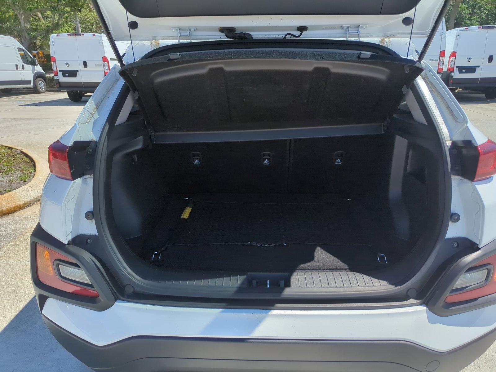 2021 Hyundai KONA Vehicle Photo in Pembroke Pines, FL 33027