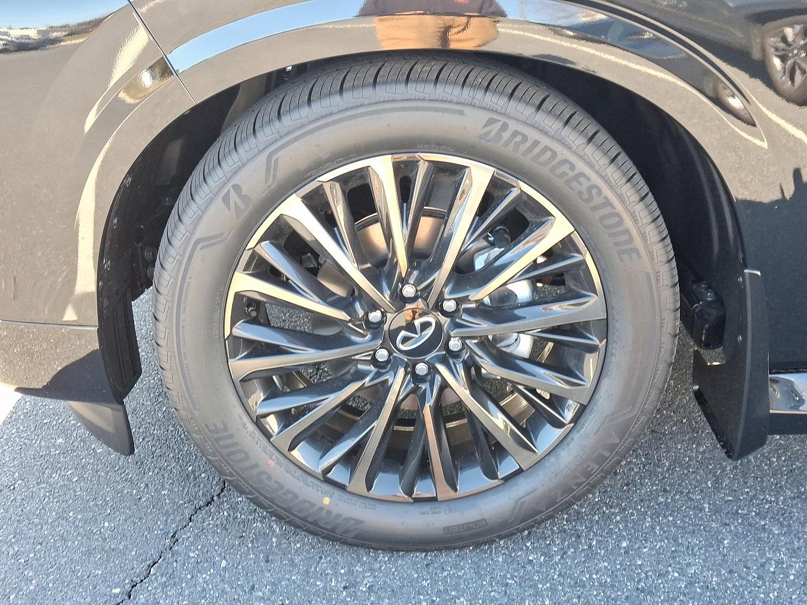 2025 INFINITI QX80 Vehicle Photo in Mechanicsburg, PA 17050