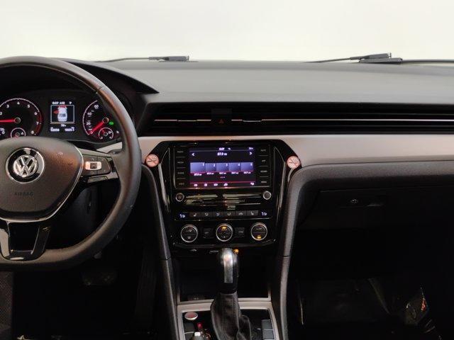 2021 Volkswagen Passat Vehicle Photo in PINEVILLE, NC 28134-8495