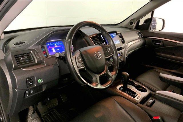 2020 Honda Pilot Vehicle Photo in KANSAS CITY, MO 64114-4502