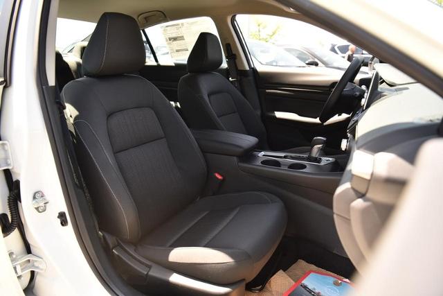 2025 Nissan Altima Vehicle Photo in Ballwin, MO 63011