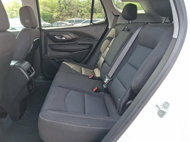 2022 GMC Terrain Vehicle Photo in TREVOSE, PA 19053-4984