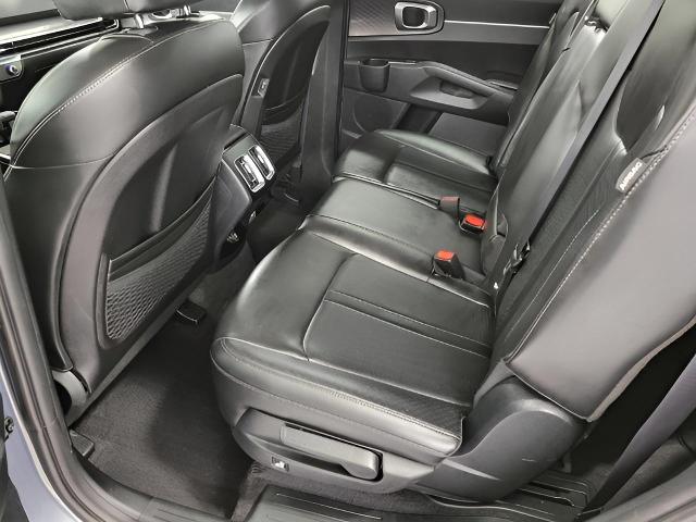 2024 Kia Sorento Vehicle Photo in Oshkosh, WI 54904